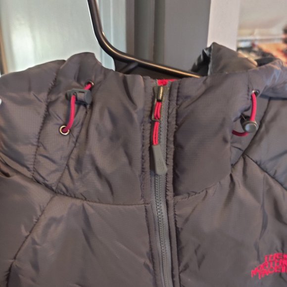Men's Medium The North Face Down Hooded Jacket - Picture 6 of 9